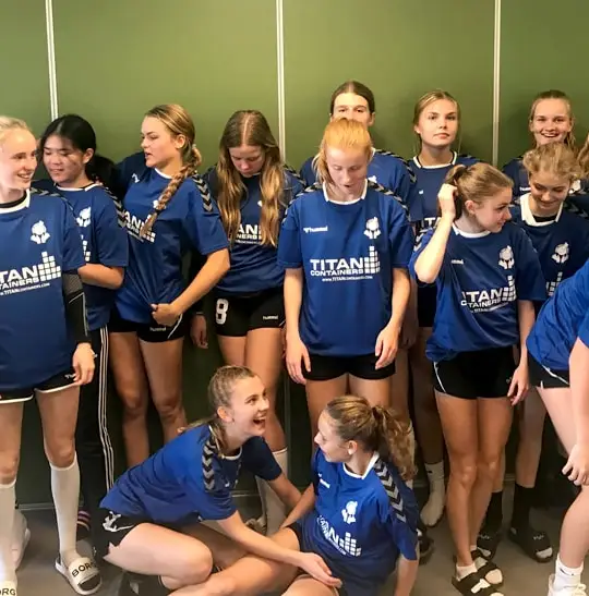 Rudersdal Haandbold U15 队服
